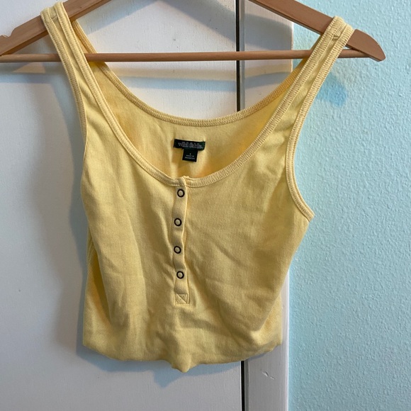 yellow tank - Picture 2 of 4